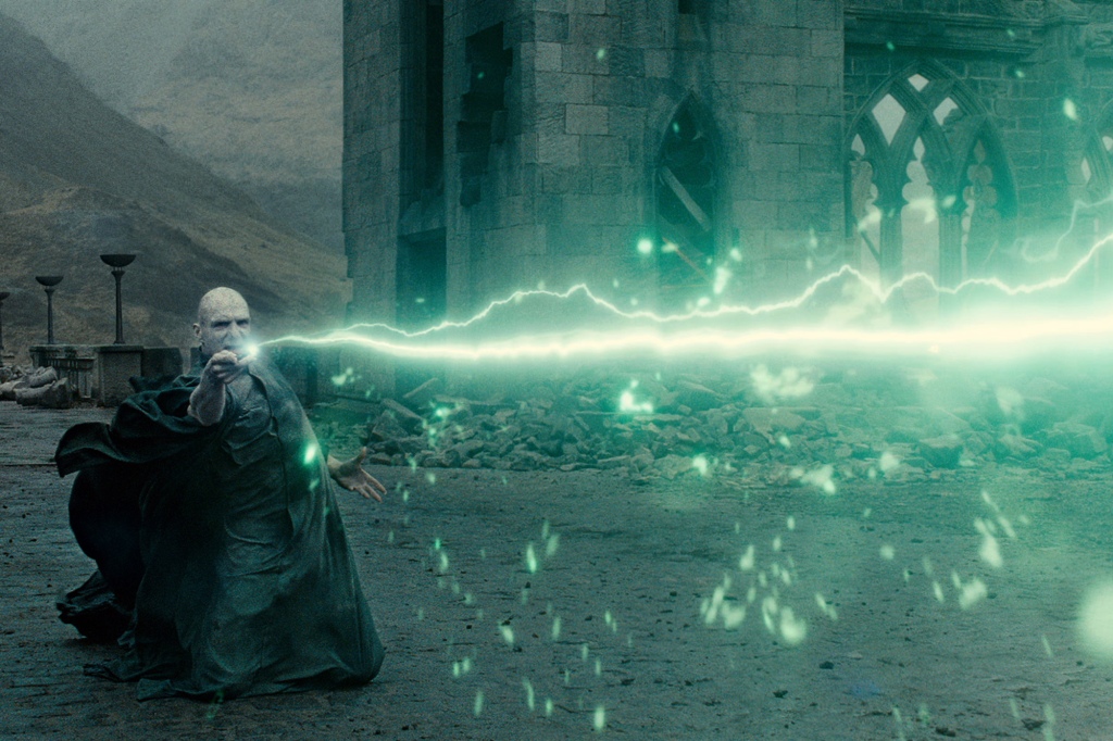Voldemort uses a spell in a battle at Hogwarts.